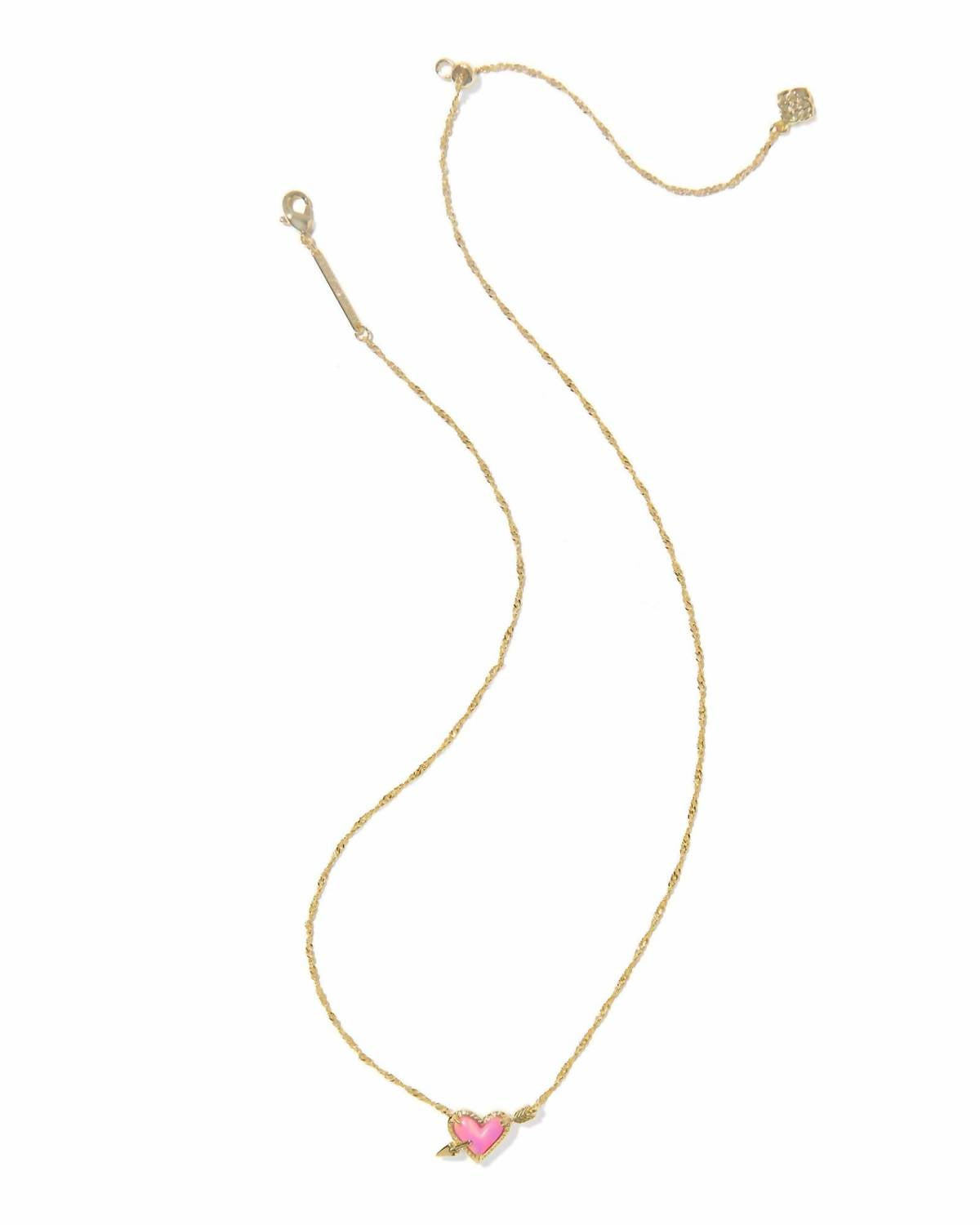 Kendra Scott - Women's Ari Heart Arrow Short Pendant Necklace