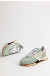 Ghoud - Women's Low-top Sneakers