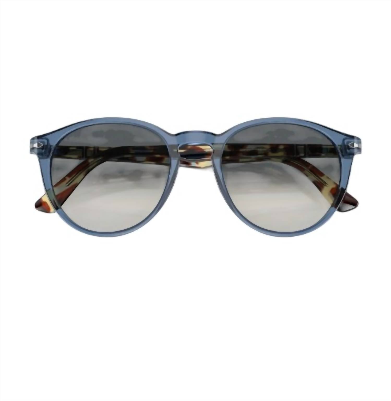 Persol - 3152s | 3152s 1202 - 71 | 52 | | Gradient Light Grey | Dark Grey | Non Polarized