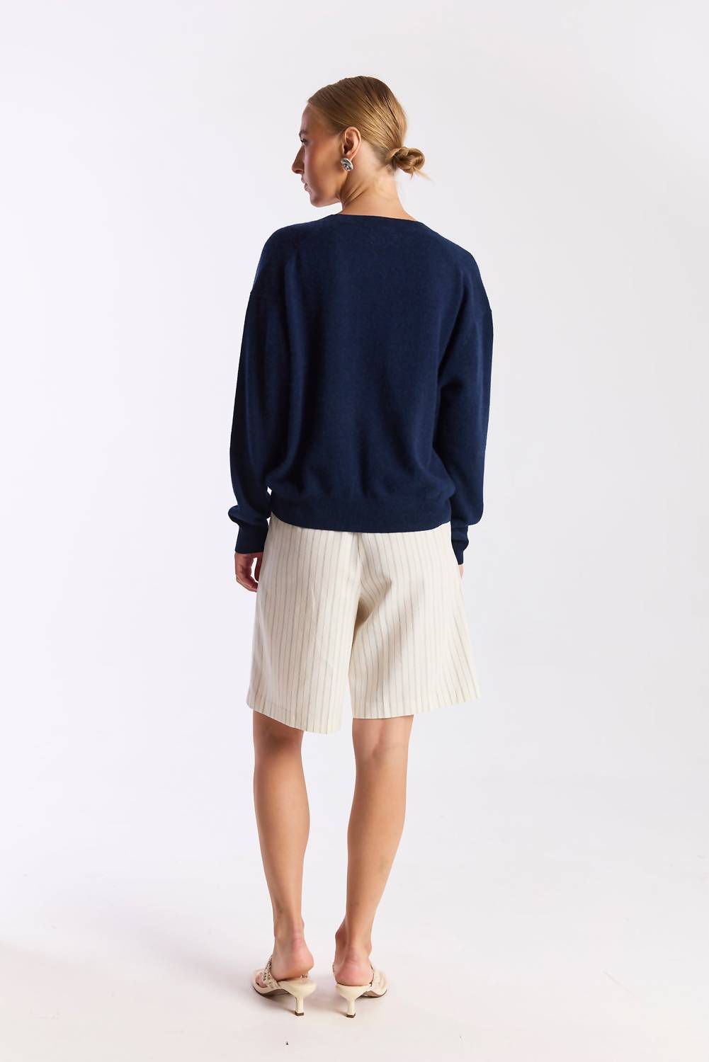 Brodie Cashmere - Hailey V Neck Top
