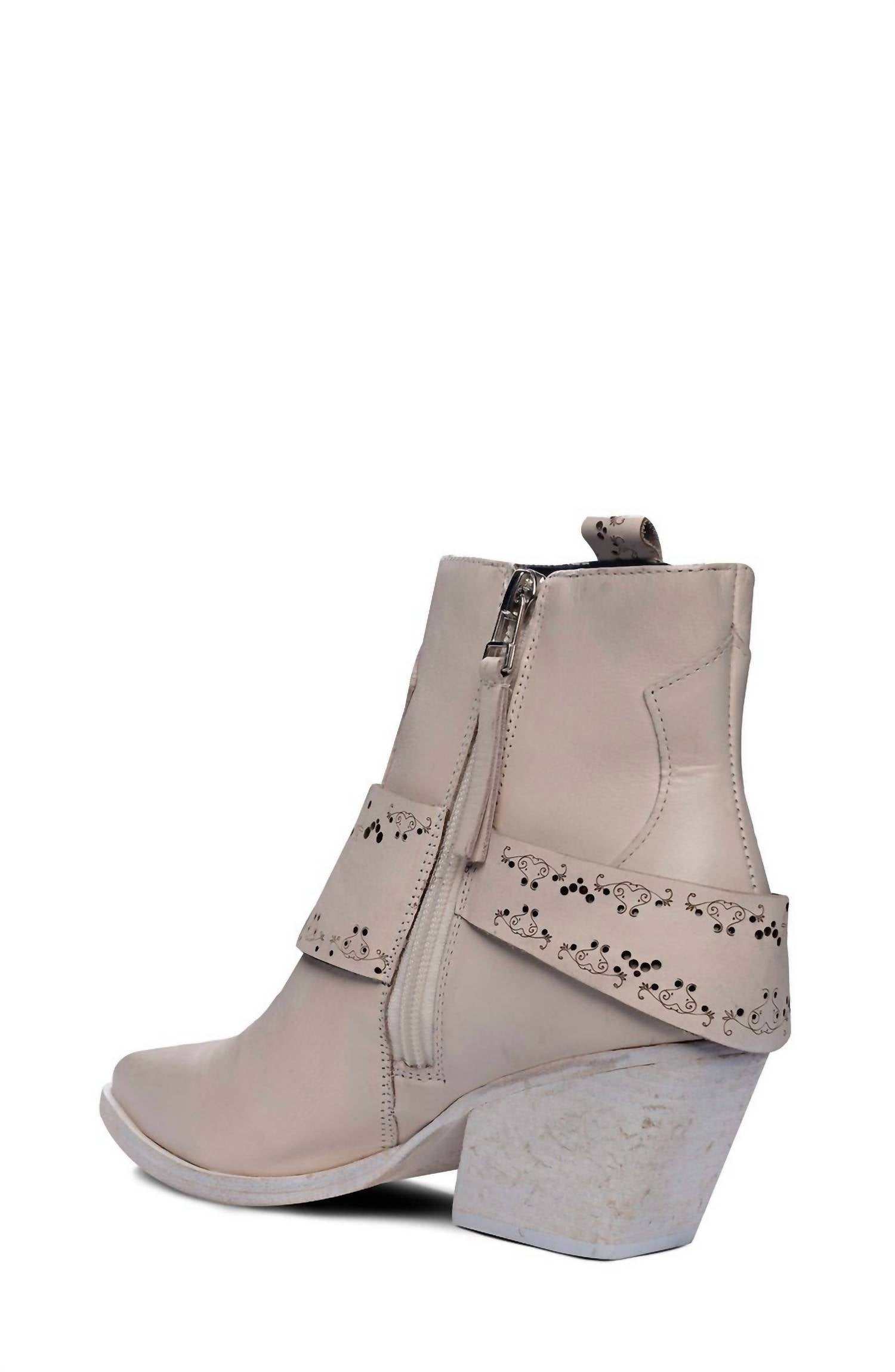 Golo - Tombstone Boots