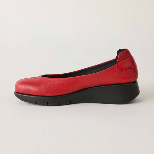 Saydo - Women's Sonia Slip -on Shoes