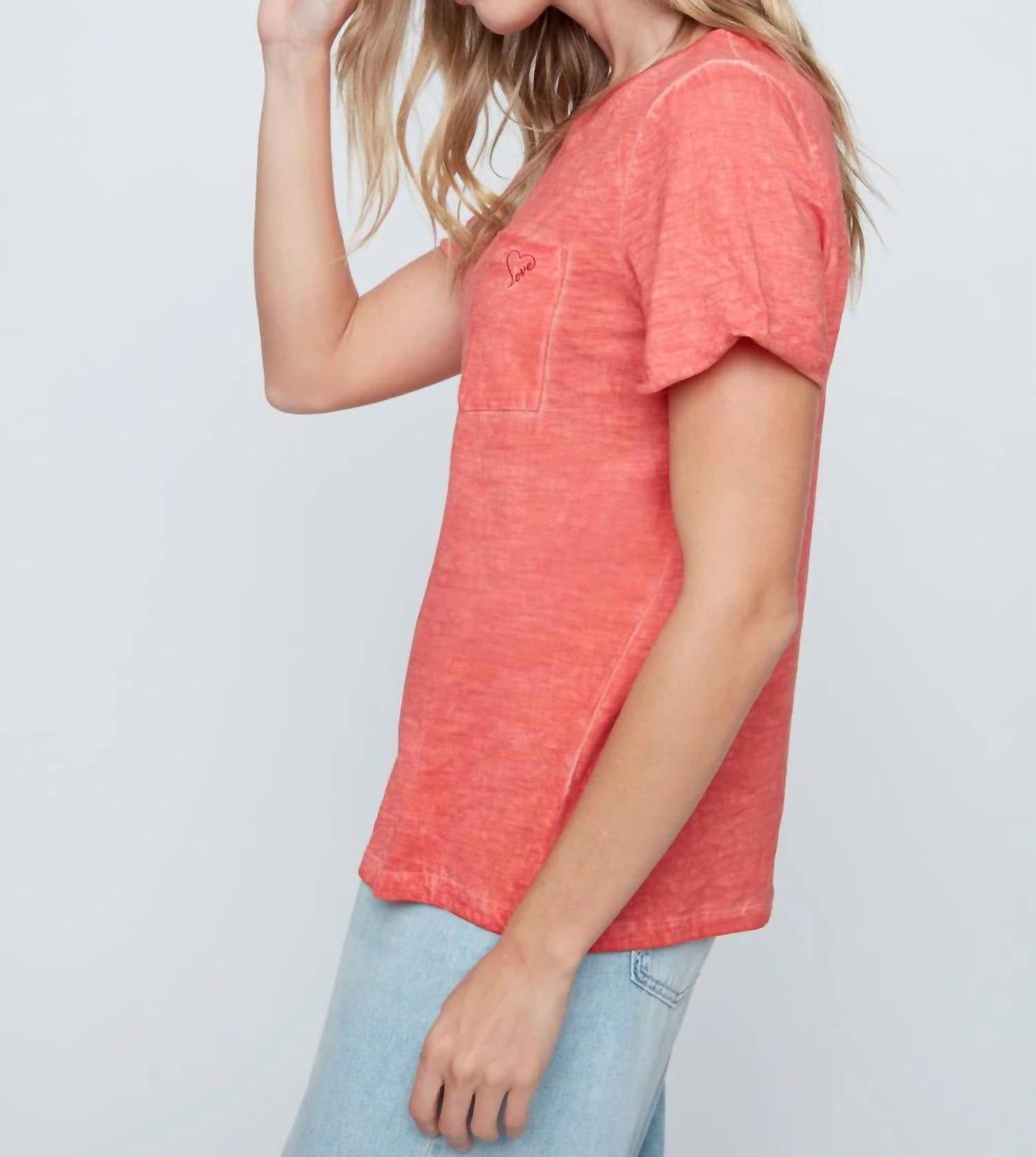 Renuar - Embroidered Heart Basic Tee