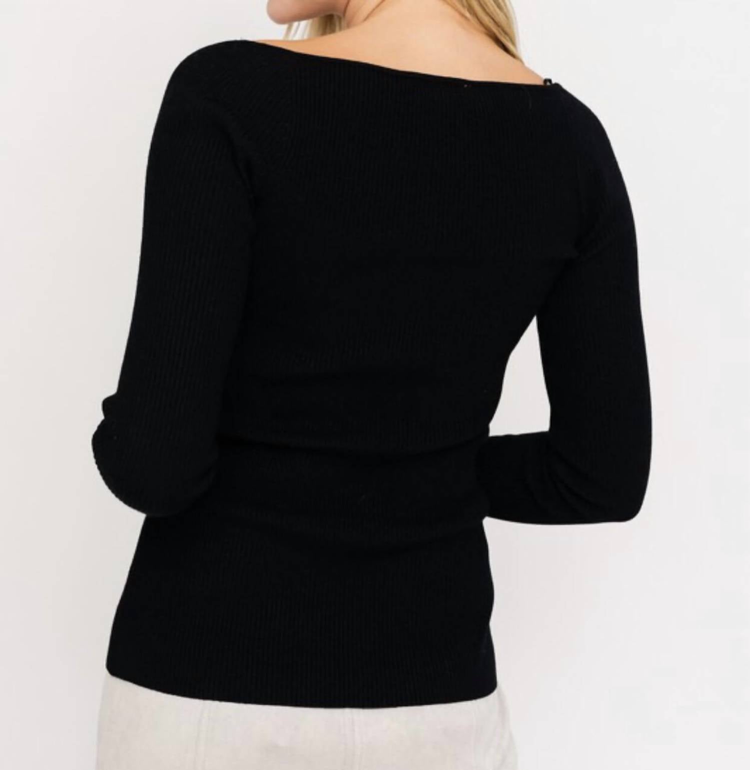 Gilli - Valerie Sweetheart Neck Sweater Top