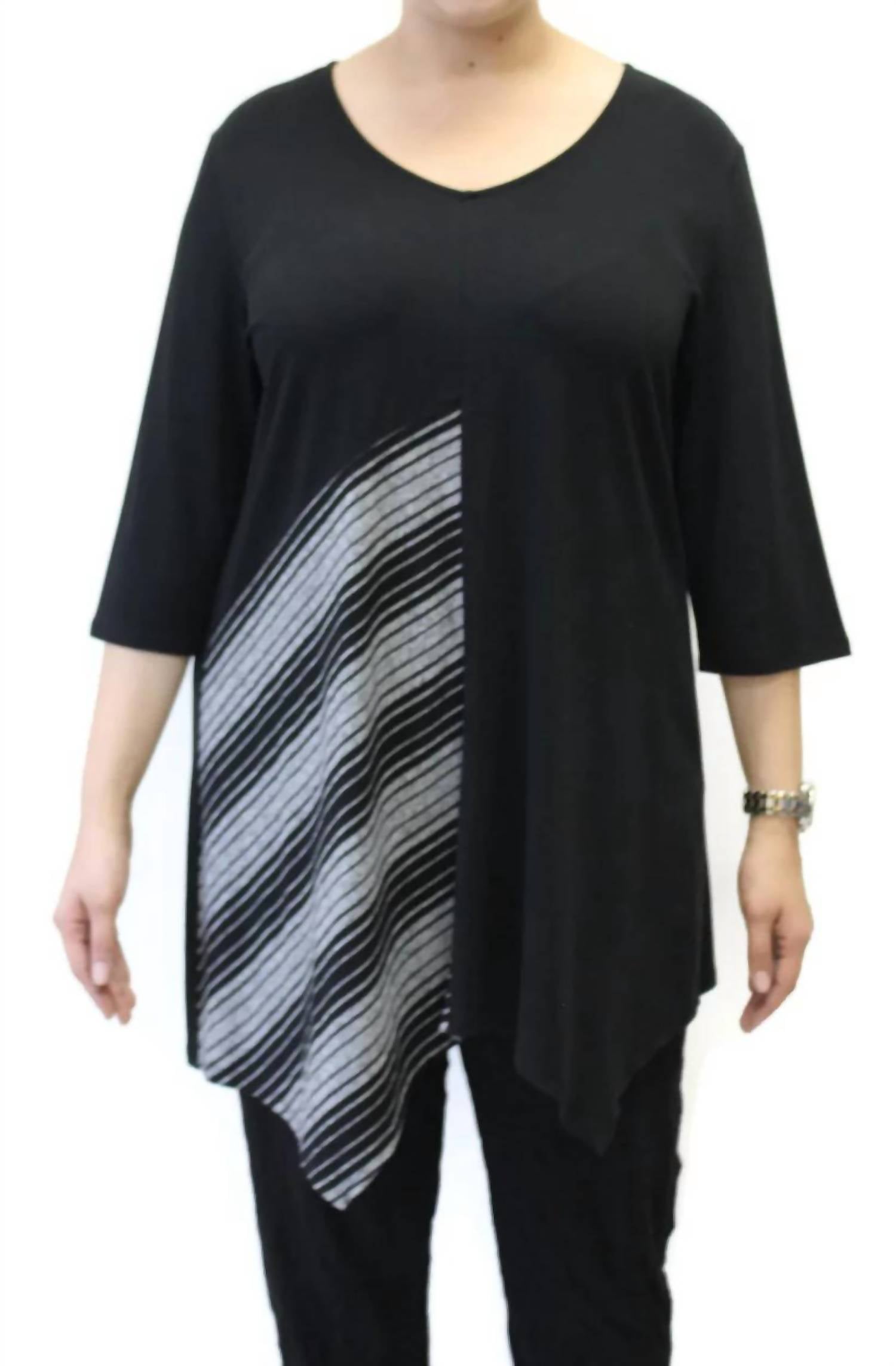 Chalet Et Ceci - Brea Bamboo V-neck Top