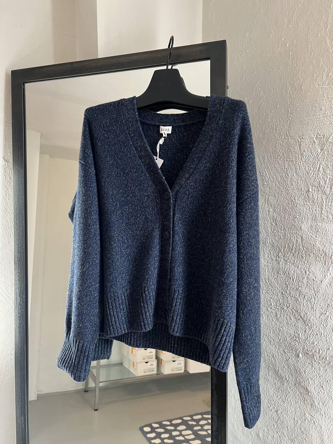 KULE Women's Cashmere Raffa in navy mari - women's sweater