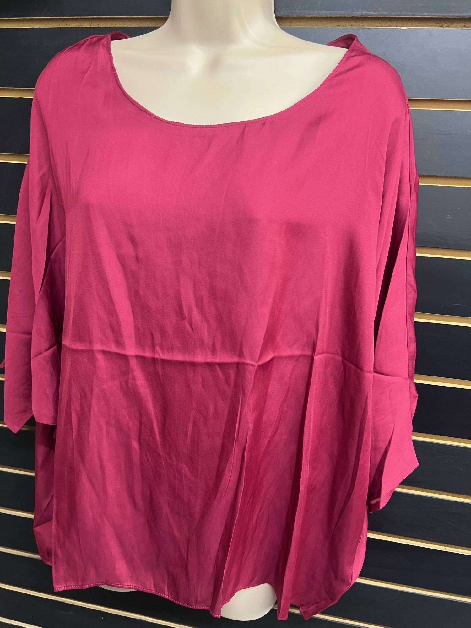 Ee:Some - Women's Satin Elegance Top