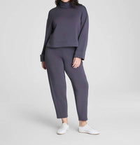 Spanx - Barrel Leg Pant