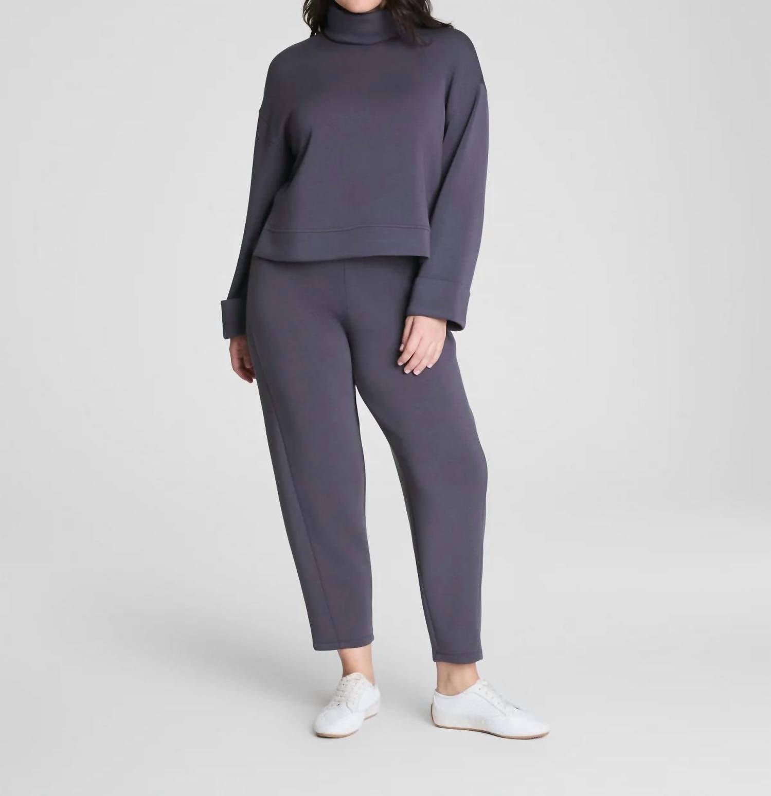 Spanx - Barrel Leg Pant