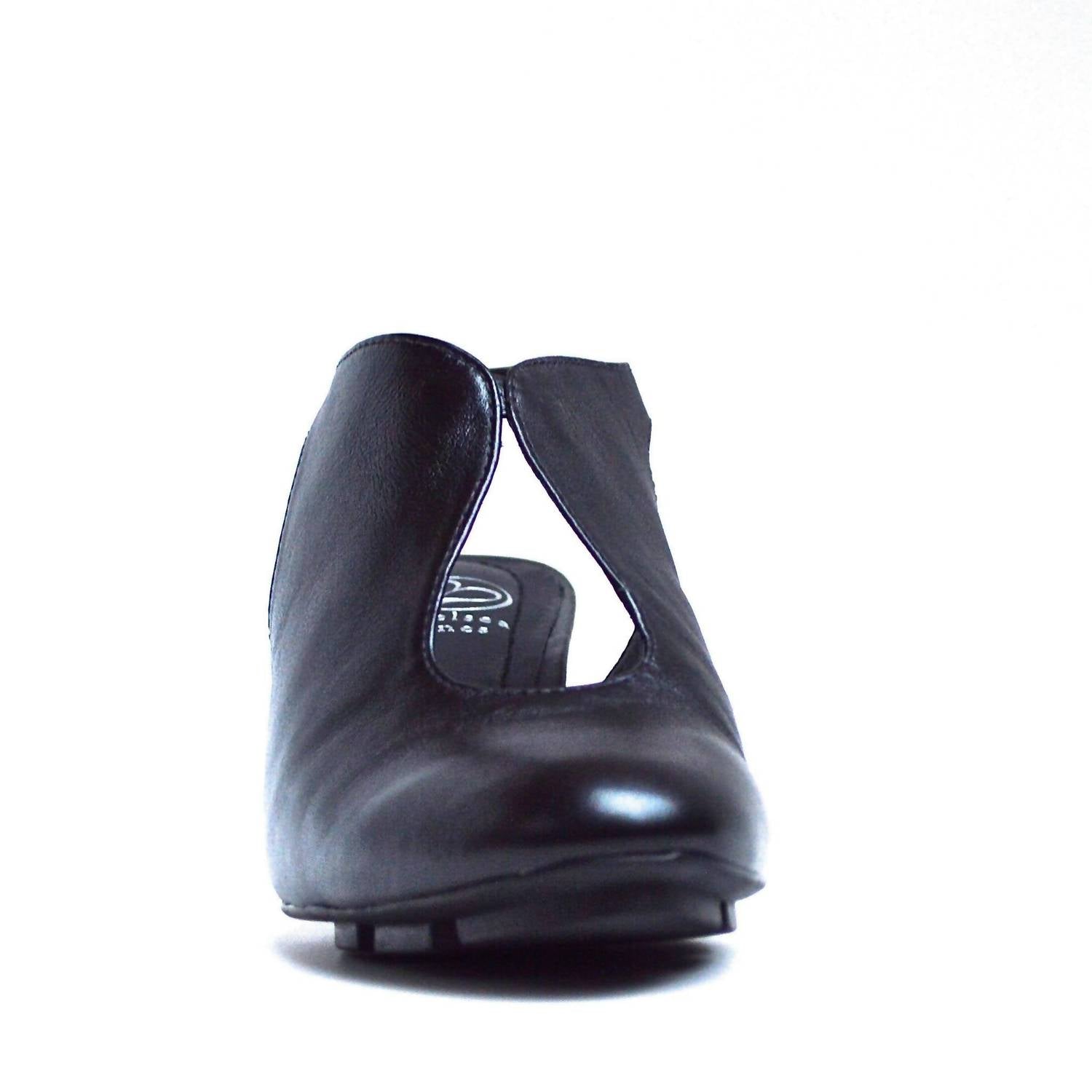 Chelsea Jones - Women's Wave Mid Heels