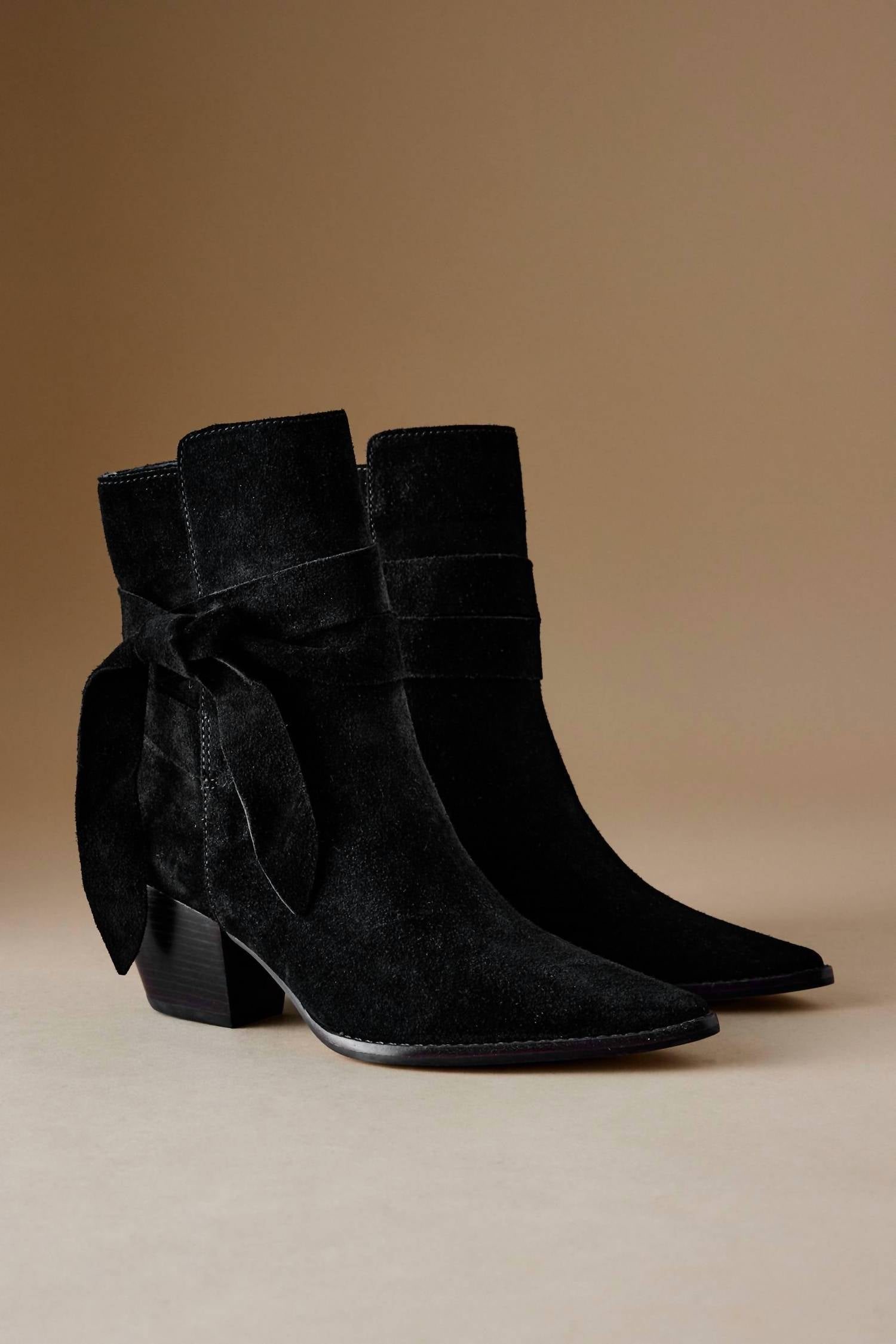 Matisse - Women's Colton Suede Bow Boots