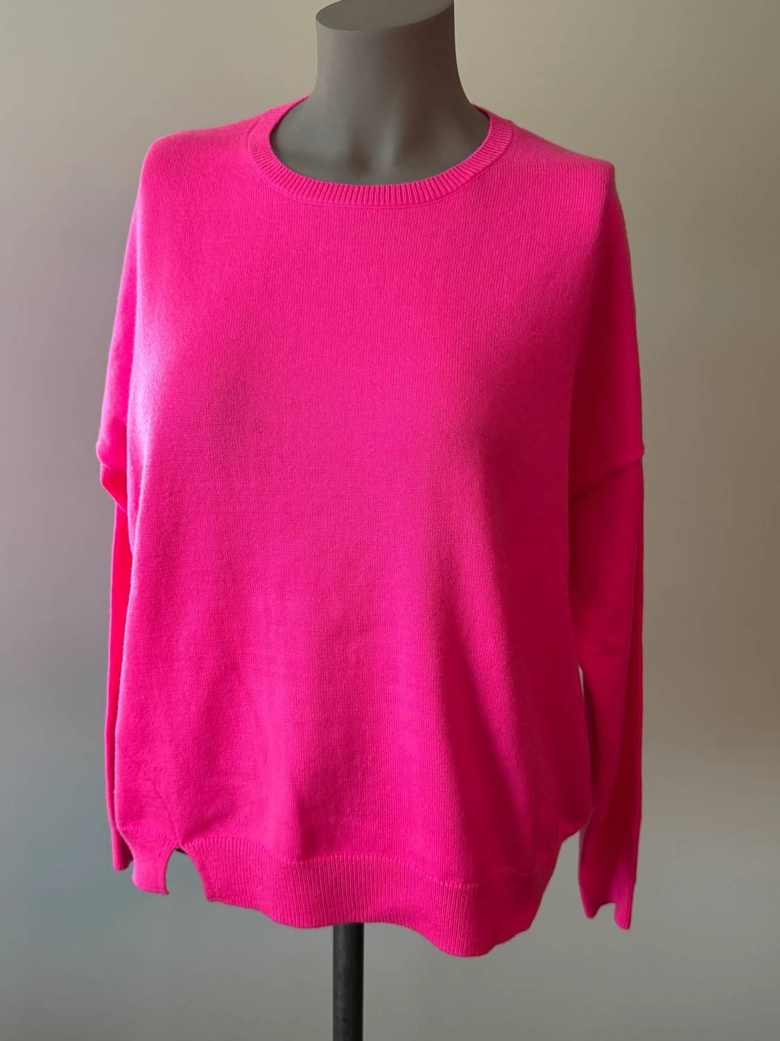 Wispr - Women's Scout Split Hem Crew Sweater