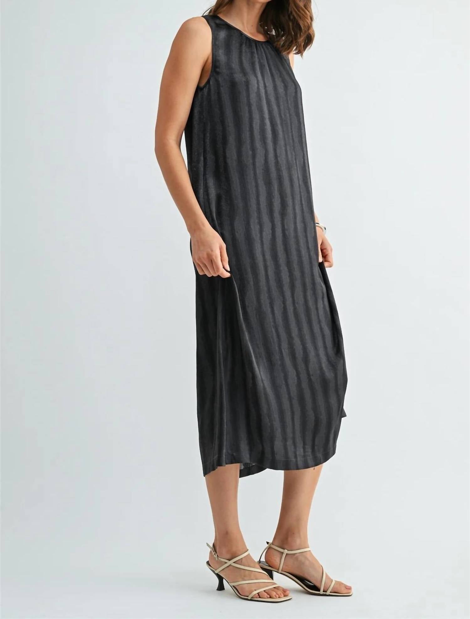 Fun 2 Fun - Textured Satin Sleeveless Dress