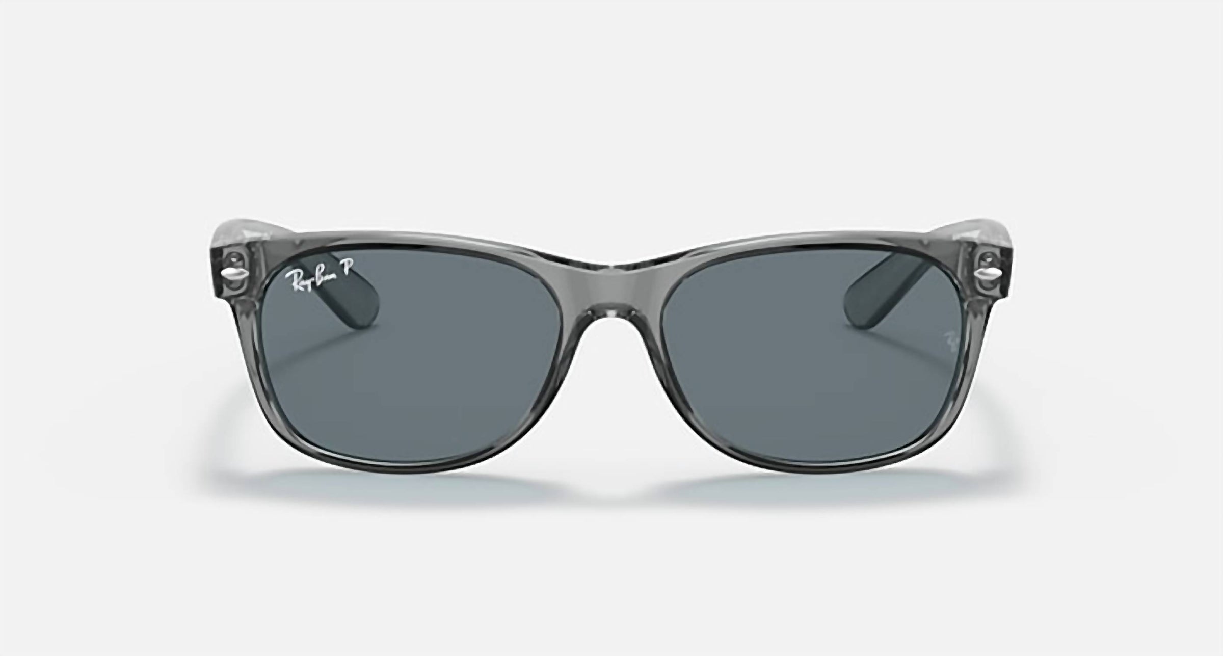 Ray Ban - New Wayfarer Classic Medium Polarized Sunglasses Rb2132 64503r