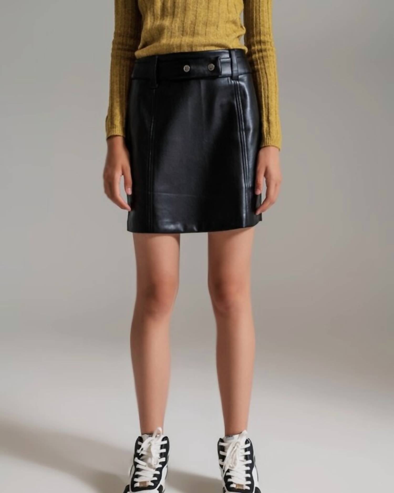 Q2 - Straight Faux Mini Skirt w/ belt