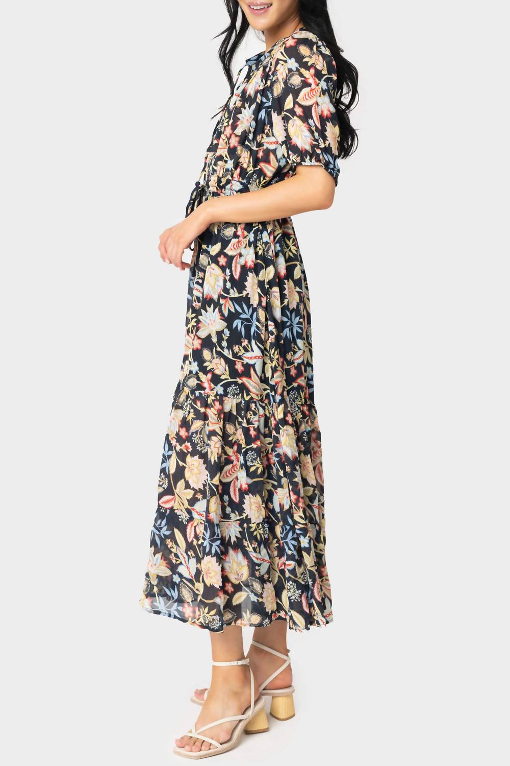 Elan - Short Sleeve Tiered Floral Midi Dress