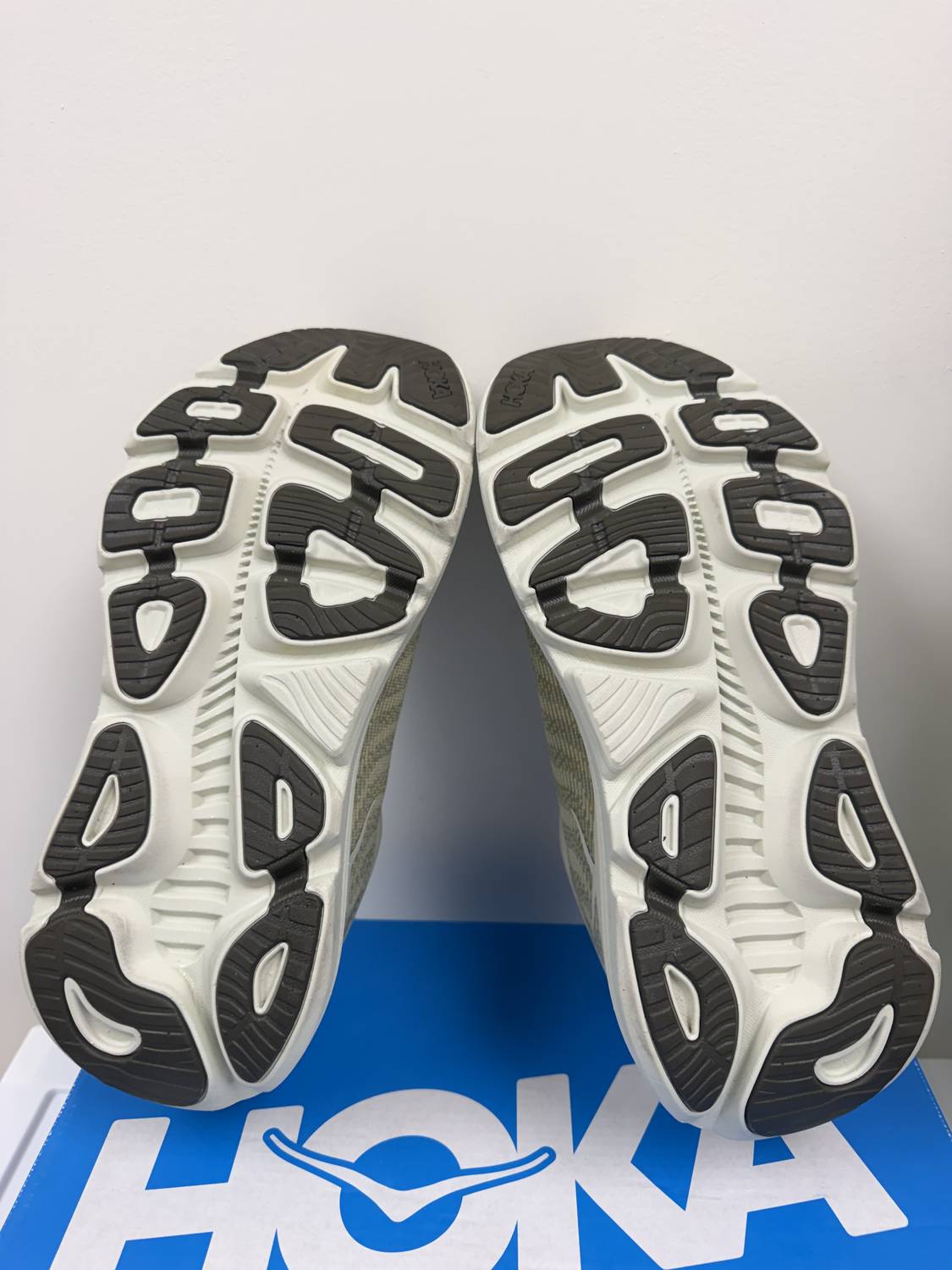 Hoka - Men's Gaviota 5 Shoes - Wide