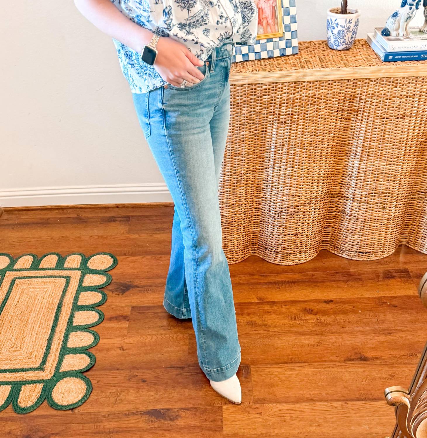 Pistola - Kinsley Mid Rise Ultra Flare Jeans