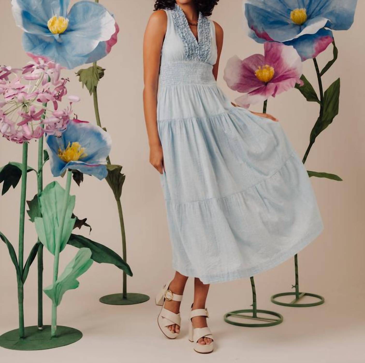 Love The Label - V-neck Long Dress