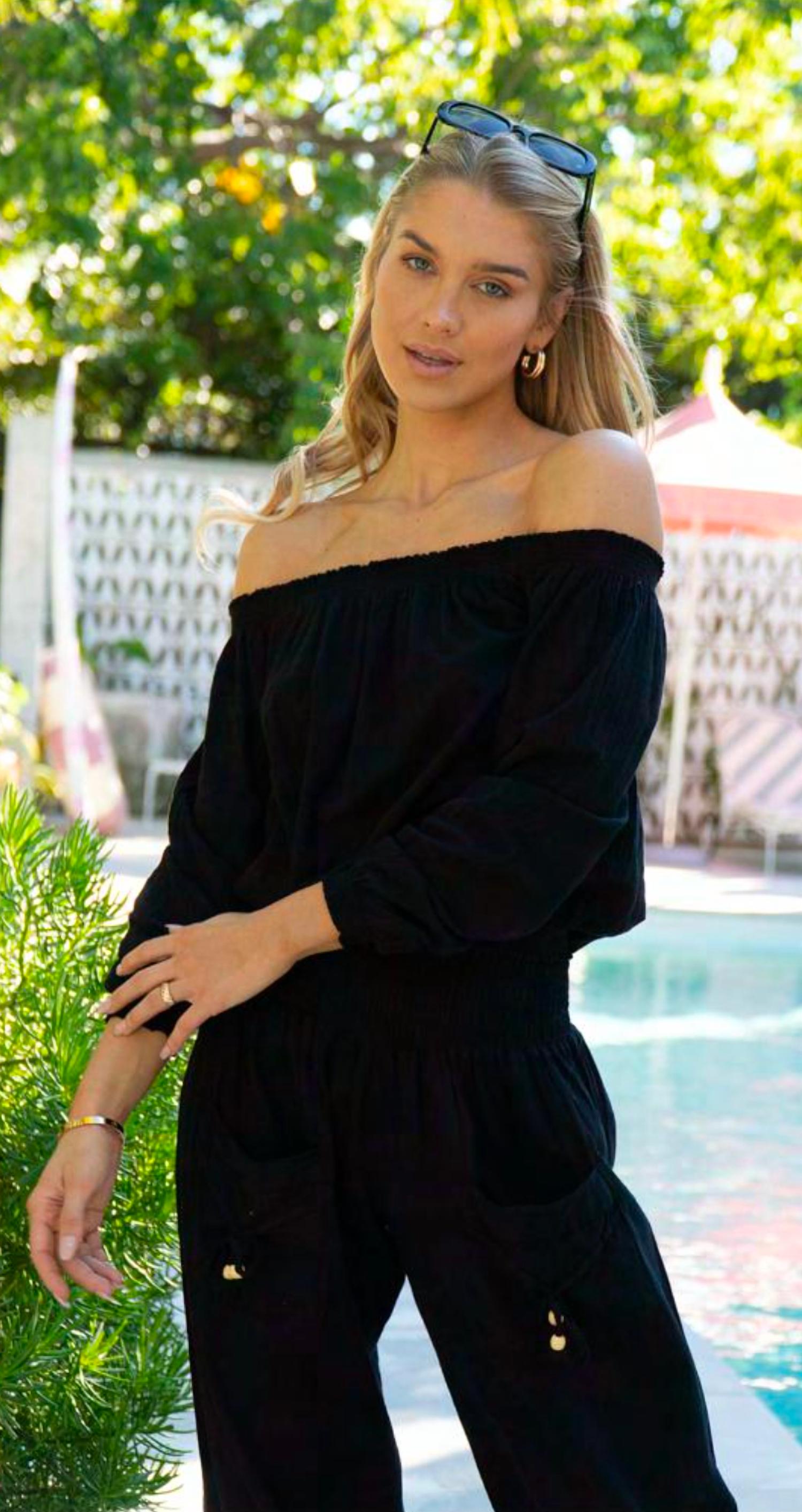 Blanco By Nature - Solange Off Shoulder Top