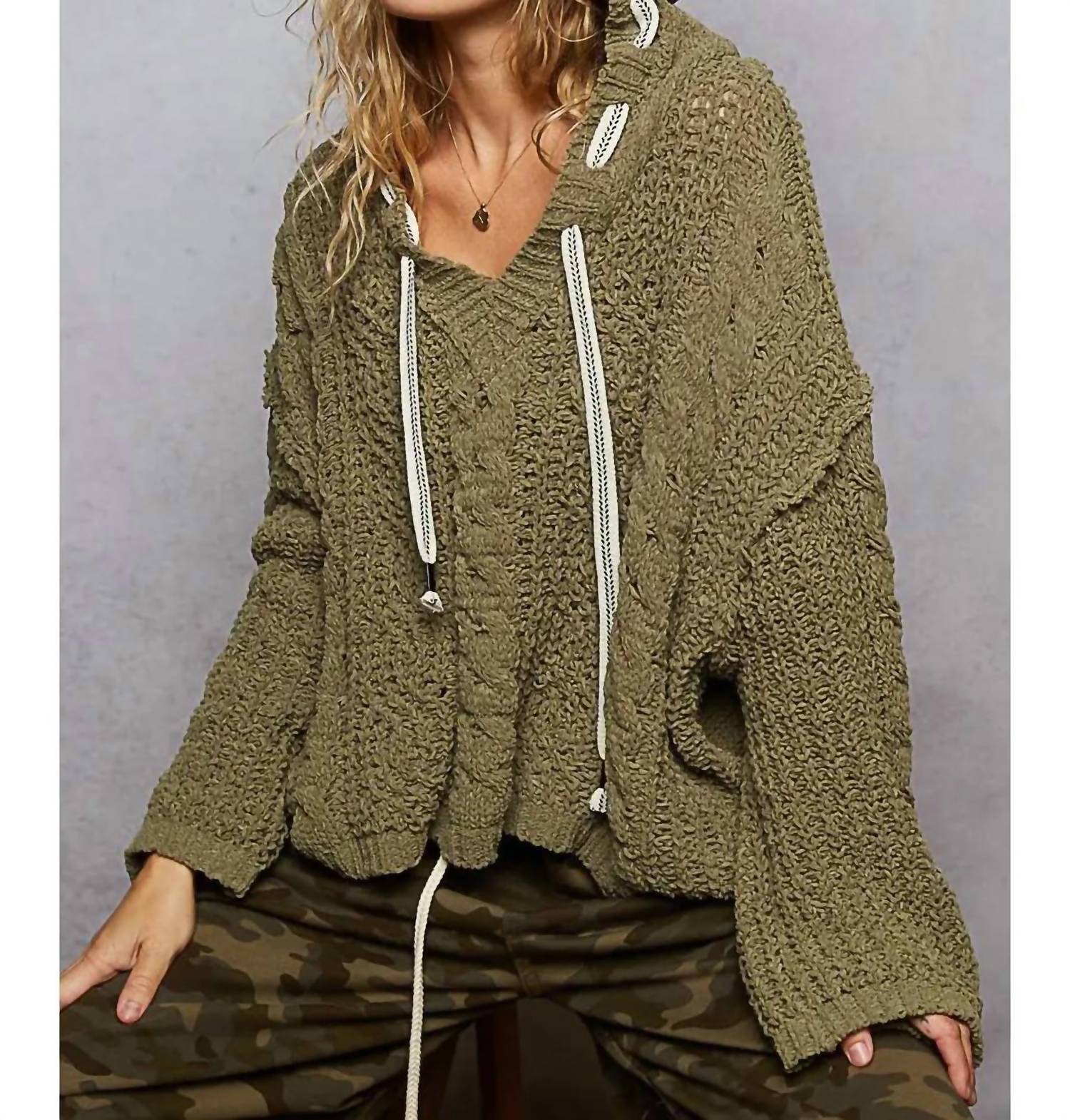 Pol - V NECK HOODED CABLE STITCH TOP