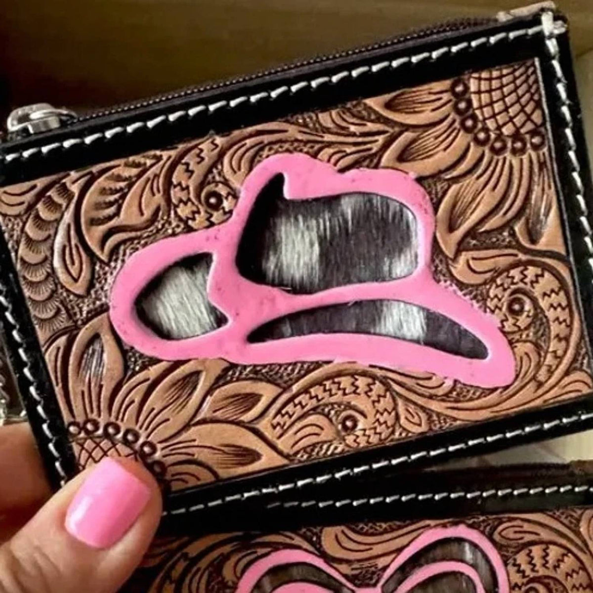 Boho Ranch - Women's Cowboy Hat Western Cowhide Tooled Leather Keychain Wallet