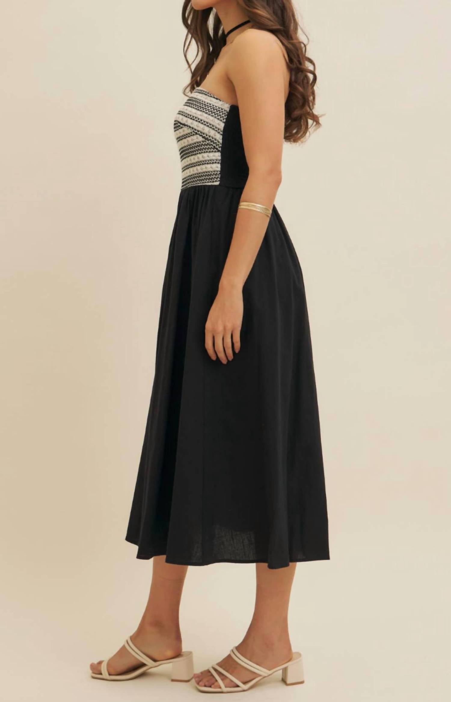 In February - Crochet Contrast Tube Top Midi Dress With Pockets