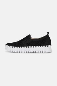 Ilse Jacobsen Women's Tulip 141 Platform Slip On Shoes in black - women's sneaker - detail view