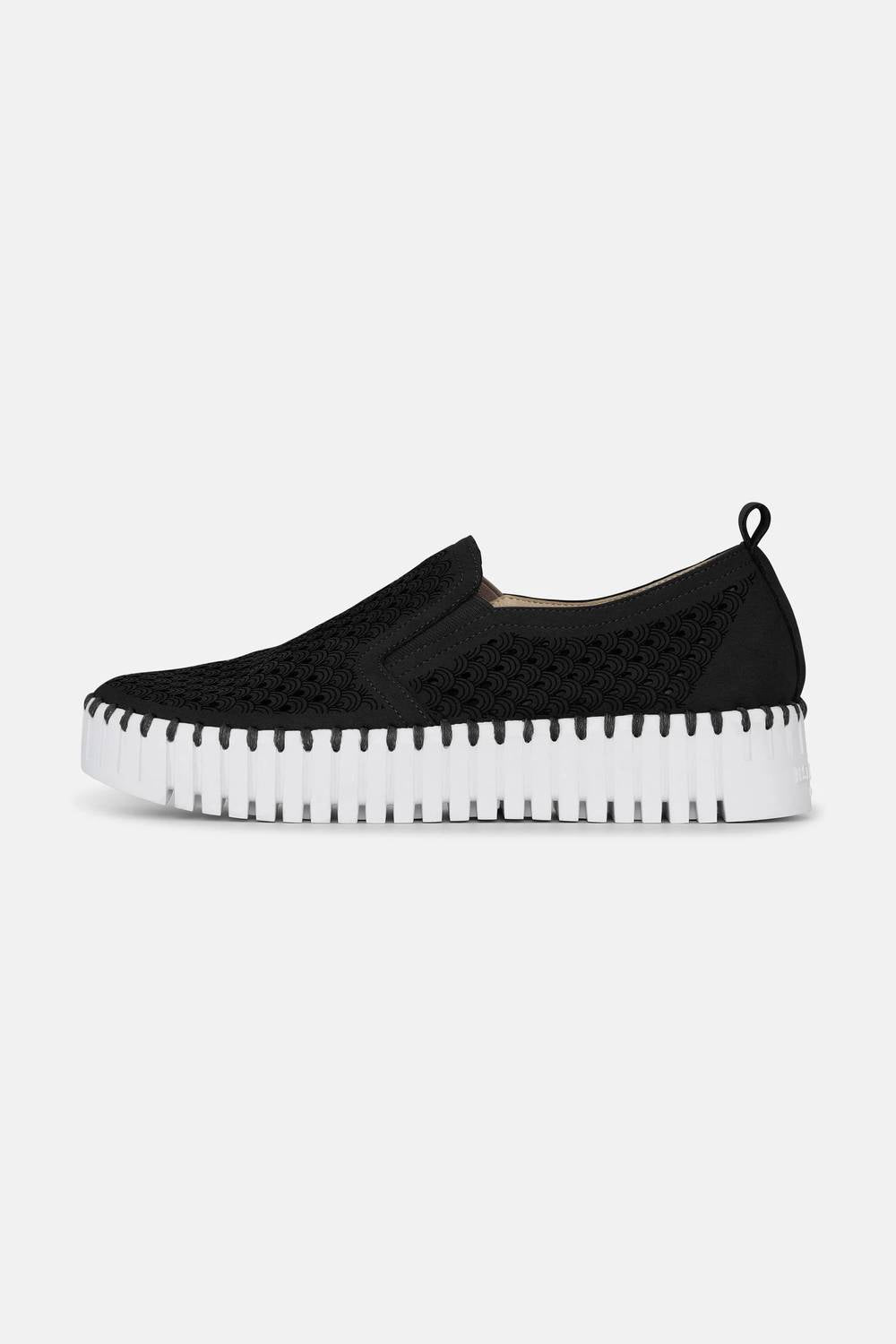 Ilse Jacobsen Women's Tulip 141 Platform Slip On Shoes in black - women's sneaker - detail view