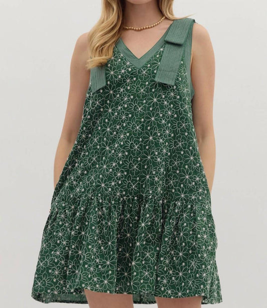 Entro - Timeless And True Floral Dress