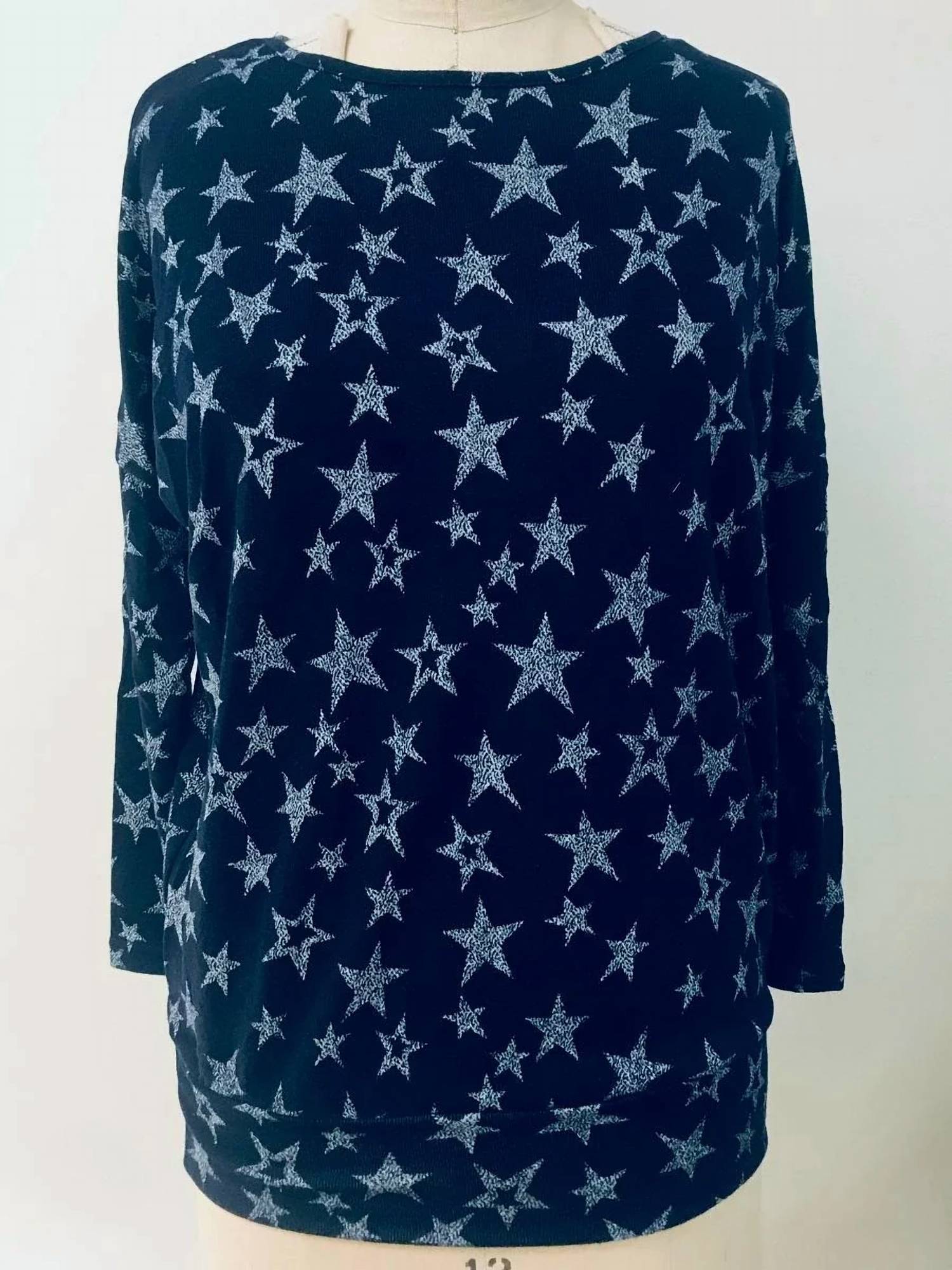 Papillon - Women's Star Oversized Sweatshirt With Banded Bottom
