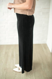 Hem & Thread Women's Velvet Midi Skirt in black - women's skirt