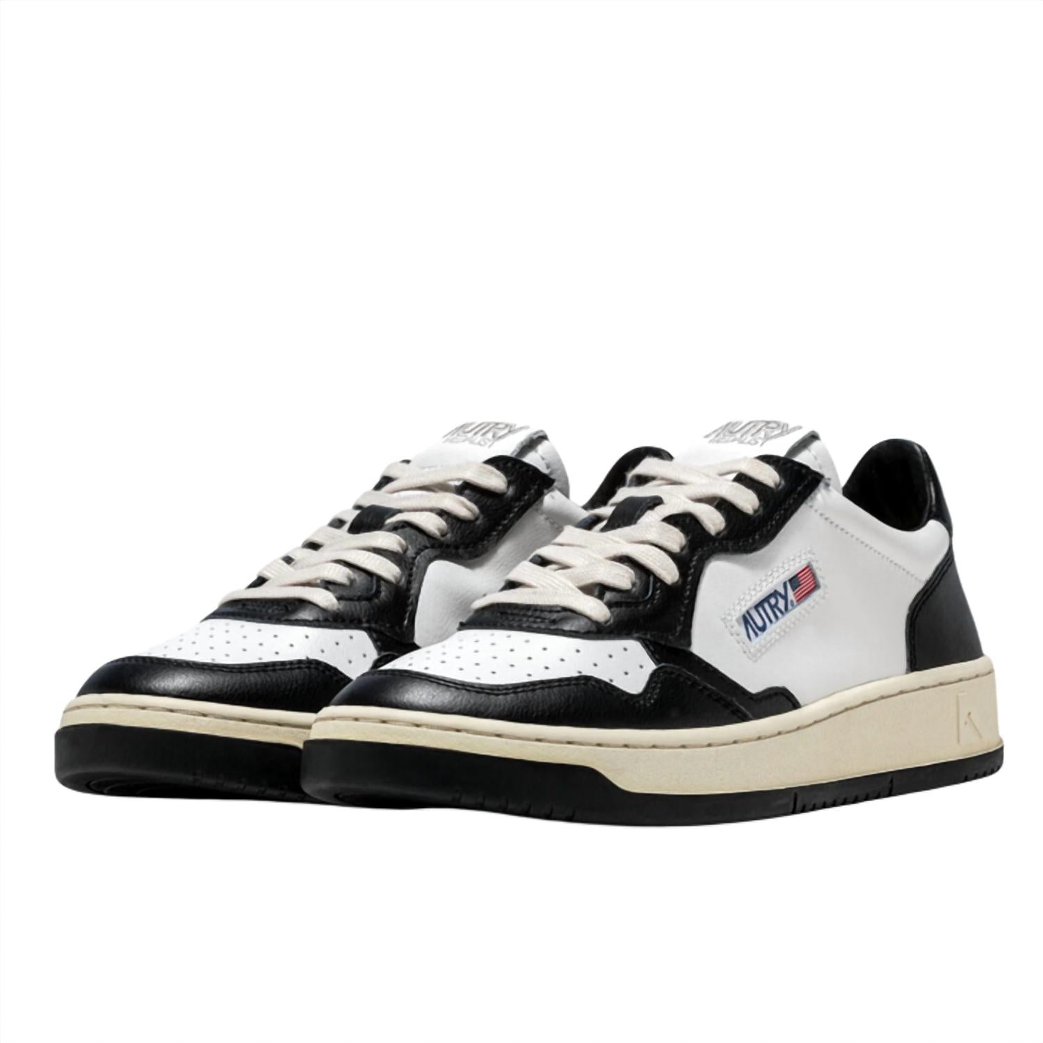 Autry - Women's Medalist Low Sneakers
