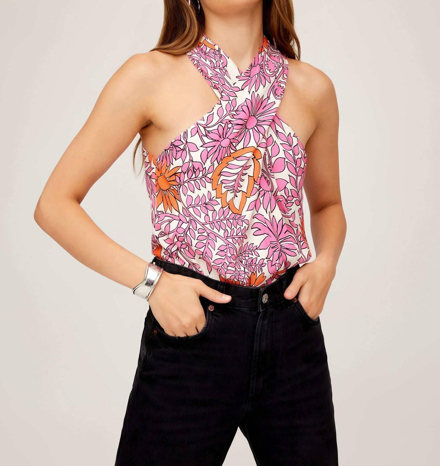 Fifteen Twenty Sasha Twist Front Top in retro print - women's shirt - detail view