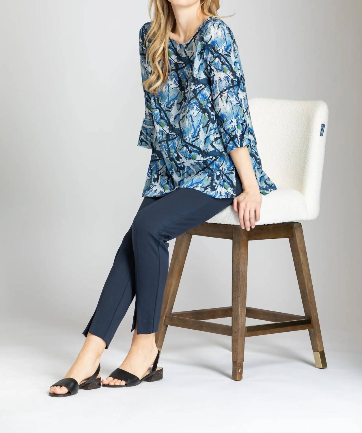 Apny - Elbow Flare Tunic Top