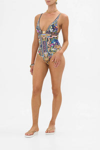 Camilla - High Triangle One Piece With Front Trim