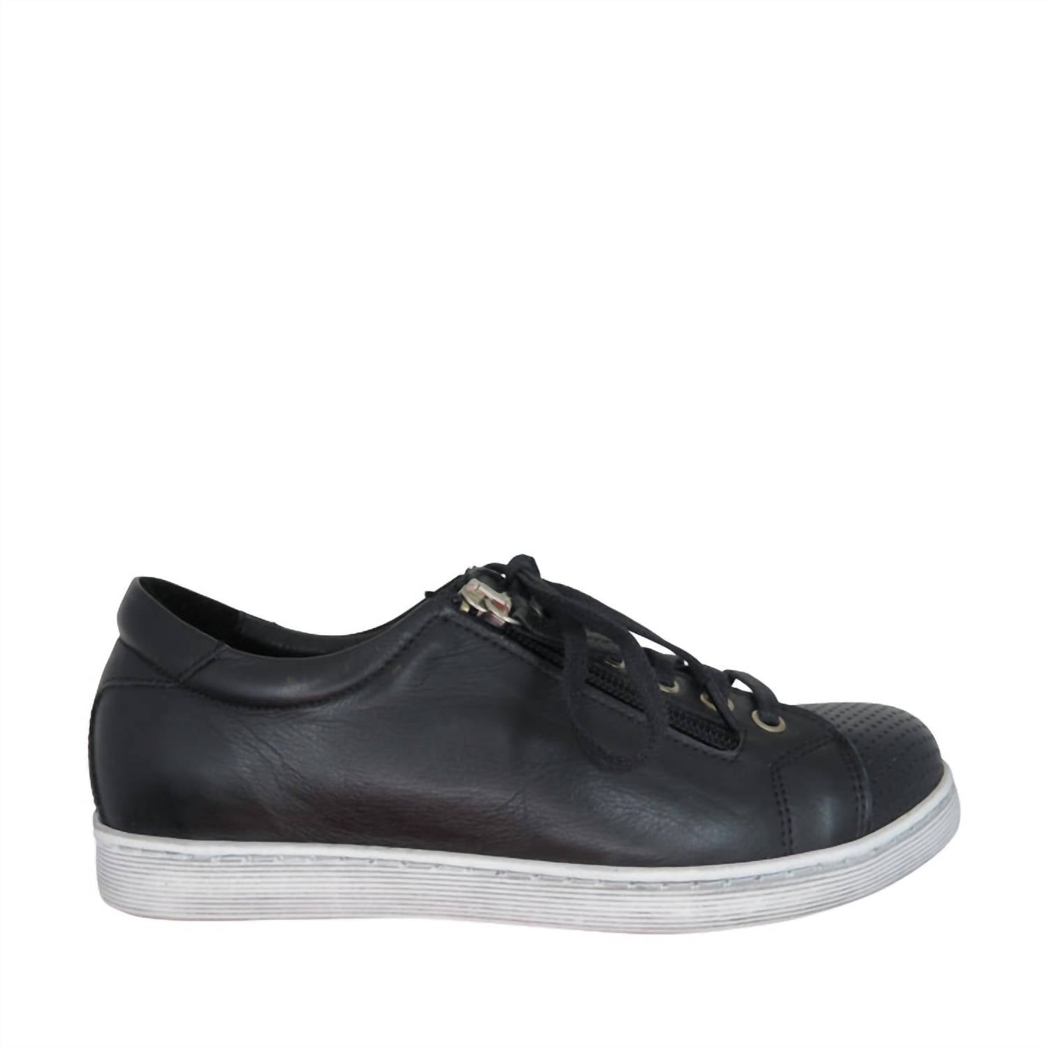 Gelato - Women's Tommie Leather Sneaker