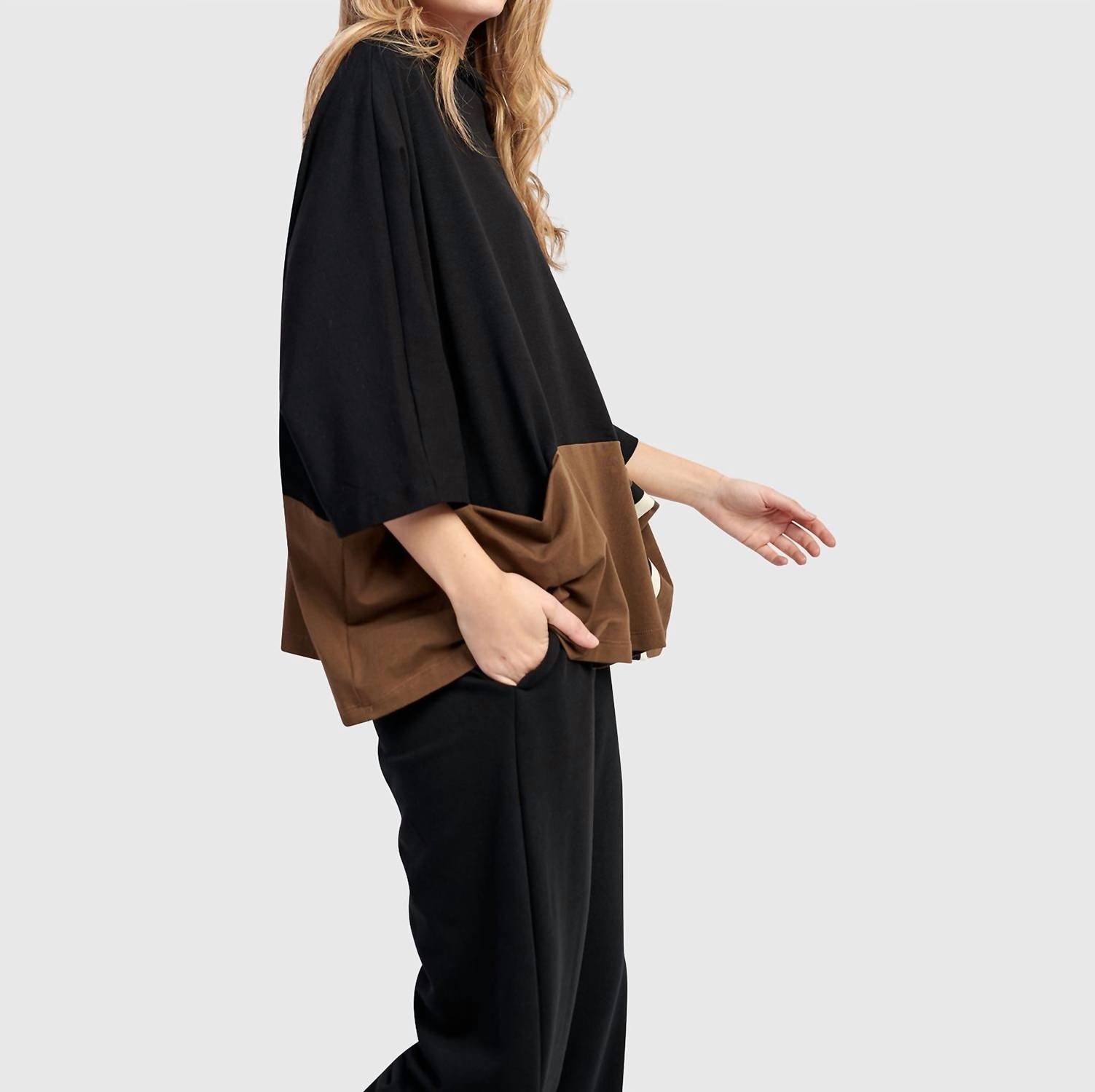 Alembika - Urban Clubhouse Boxy Top