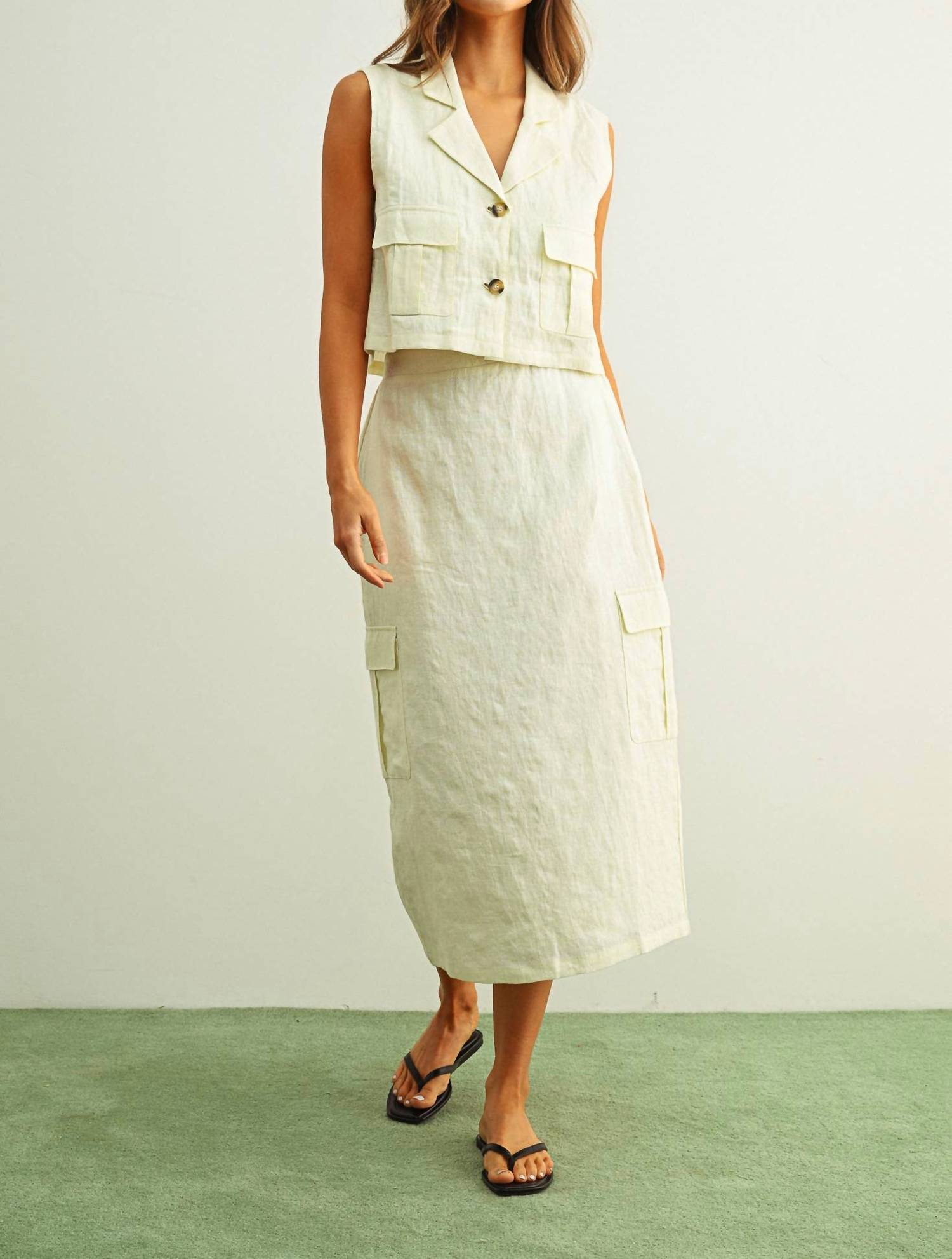 Miou Muse - Women's Linen Cargo Vest