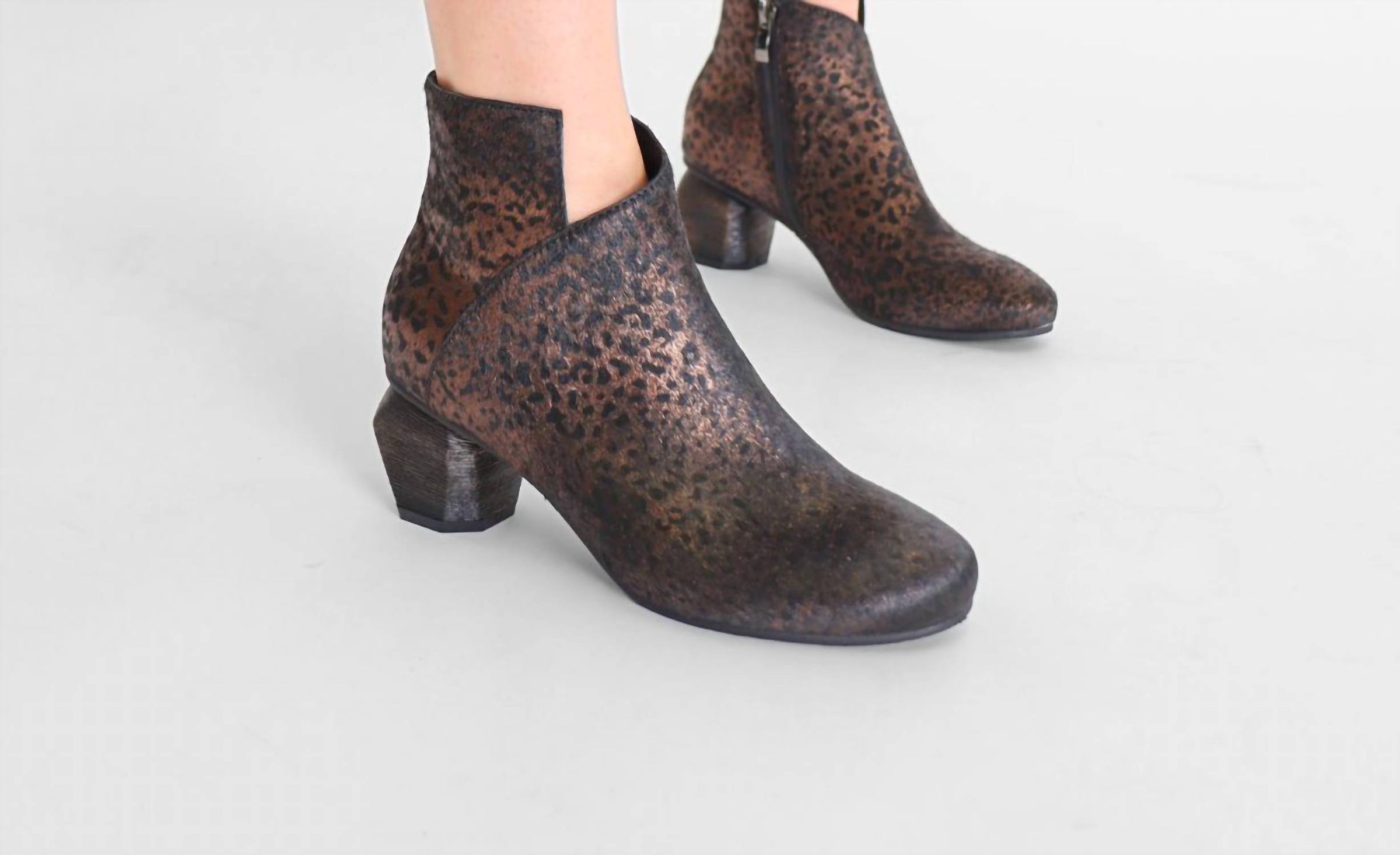 Antelope - Women's Greta Textured Ankle Boot