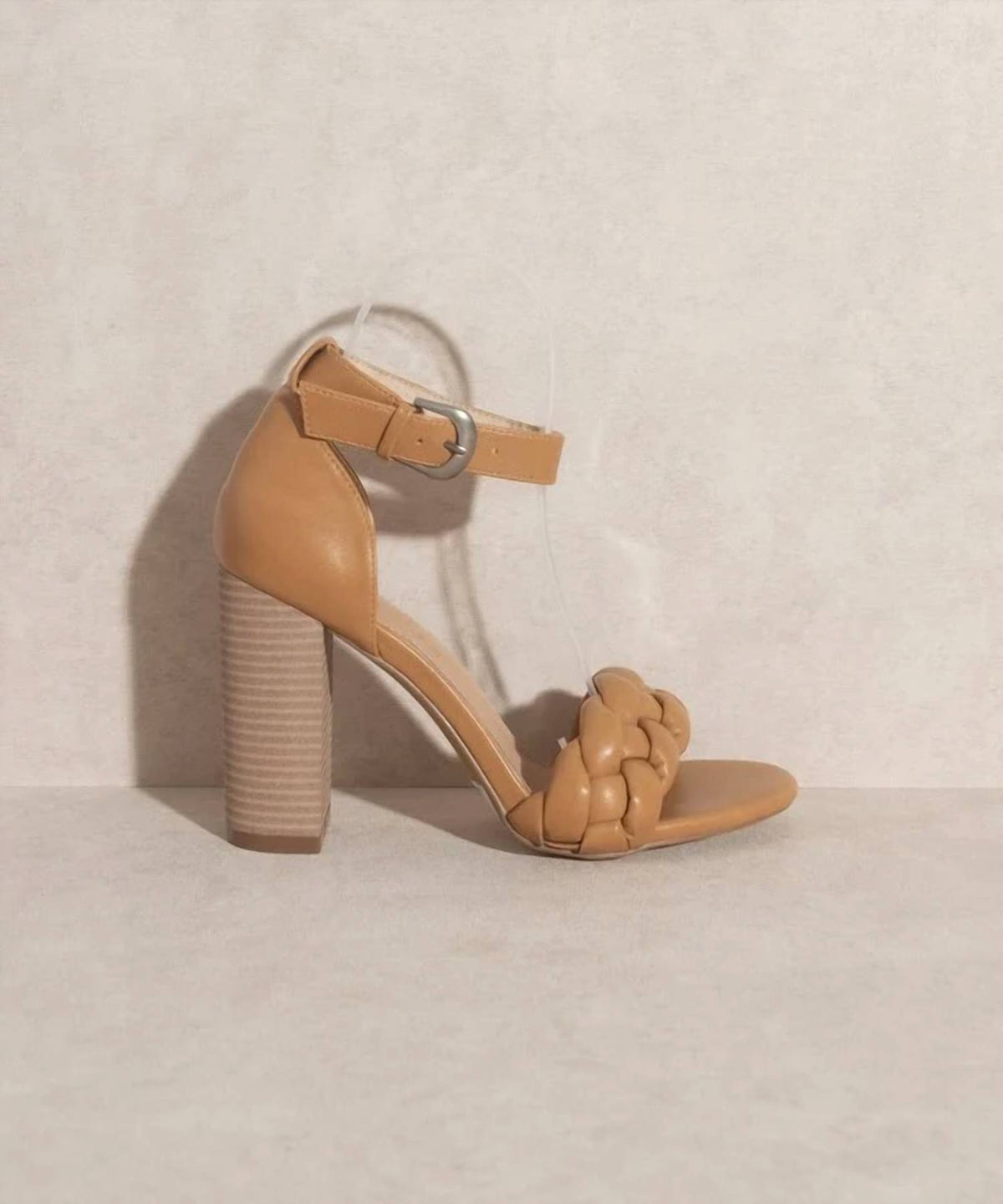 Oasis Society - Women's Daleyza Chain Ankle Heels