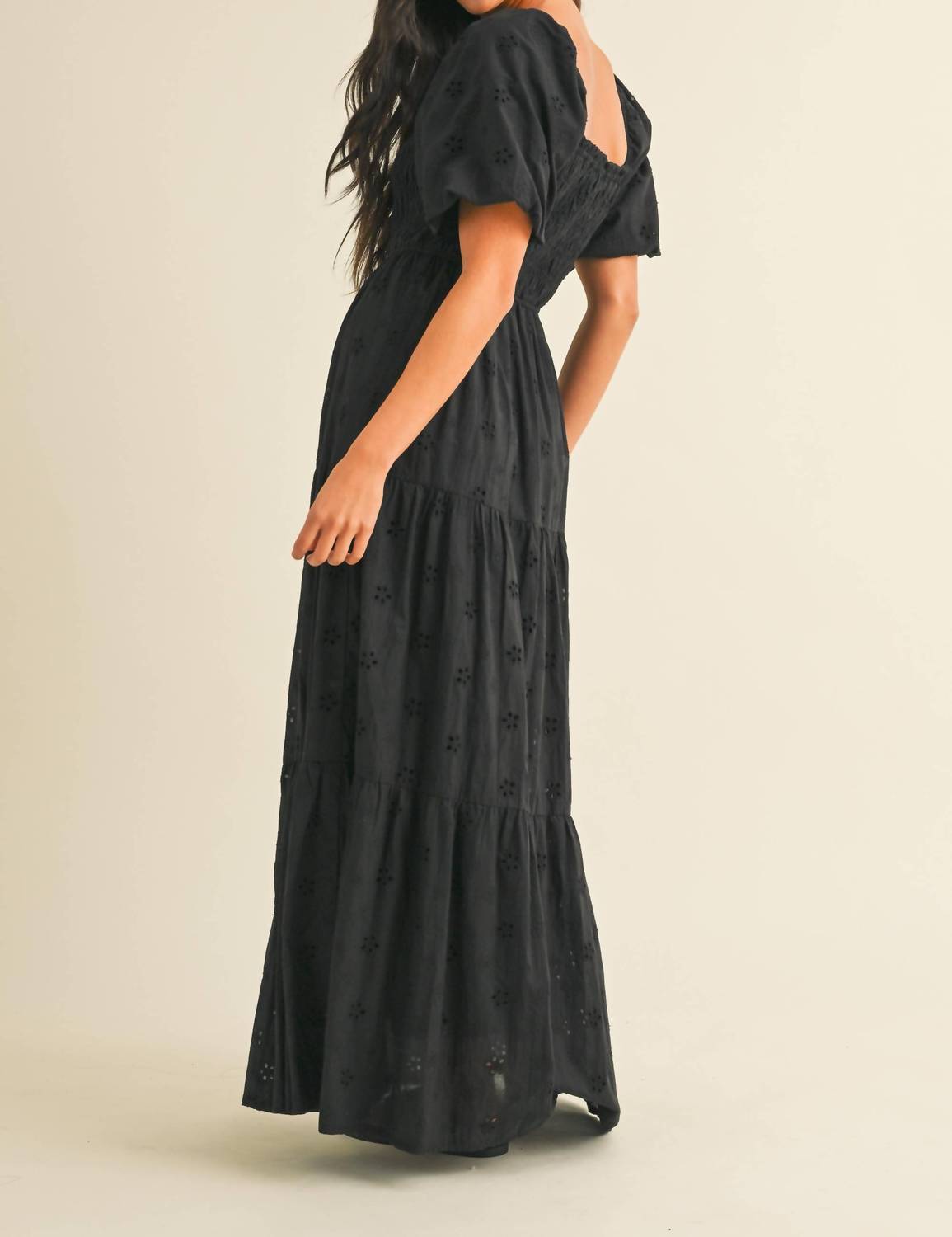 Klesis - Eyelet Puff Sleeves Midi Dress With Smocking