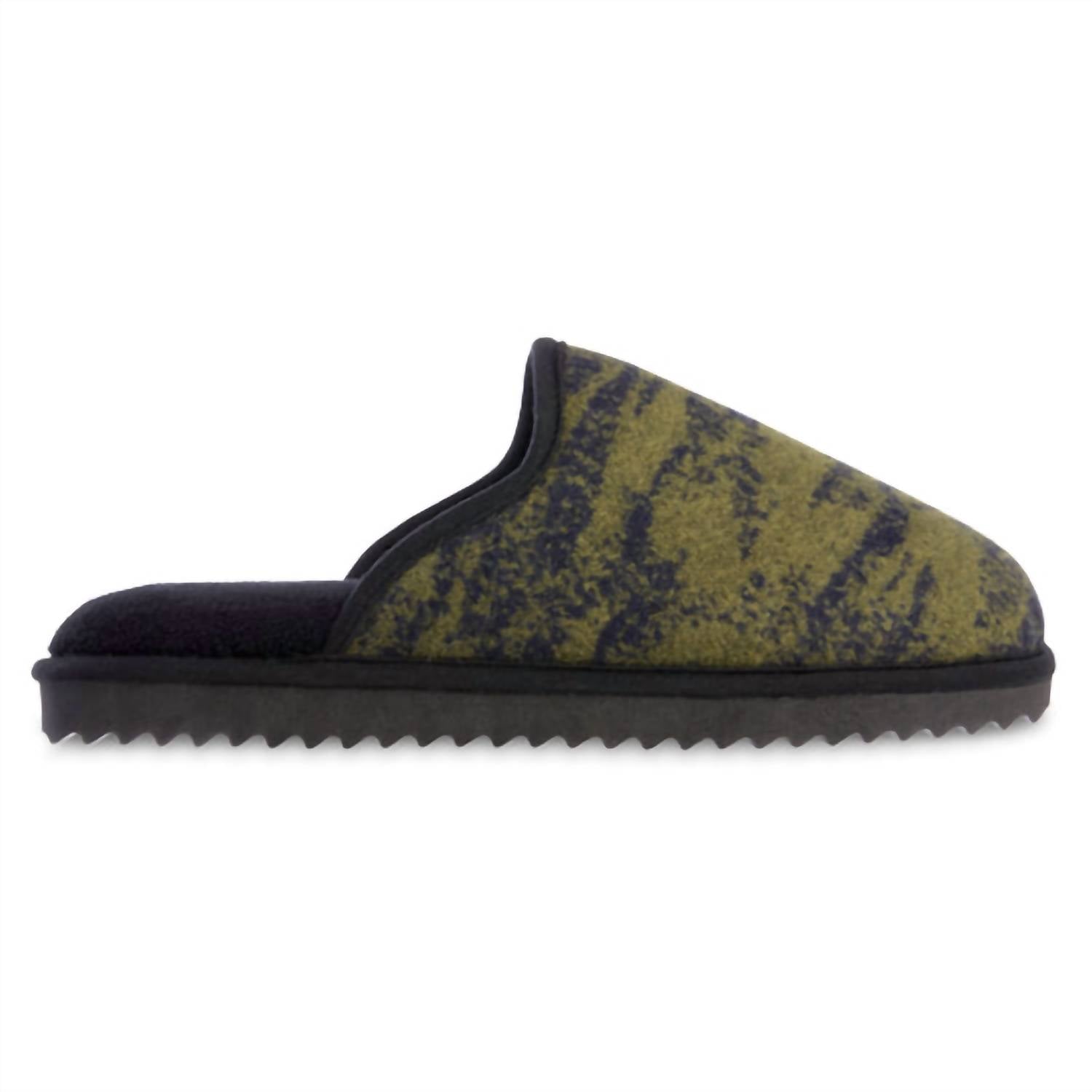 Isotoner - Men's Recycled Cooper Scuff Slipper