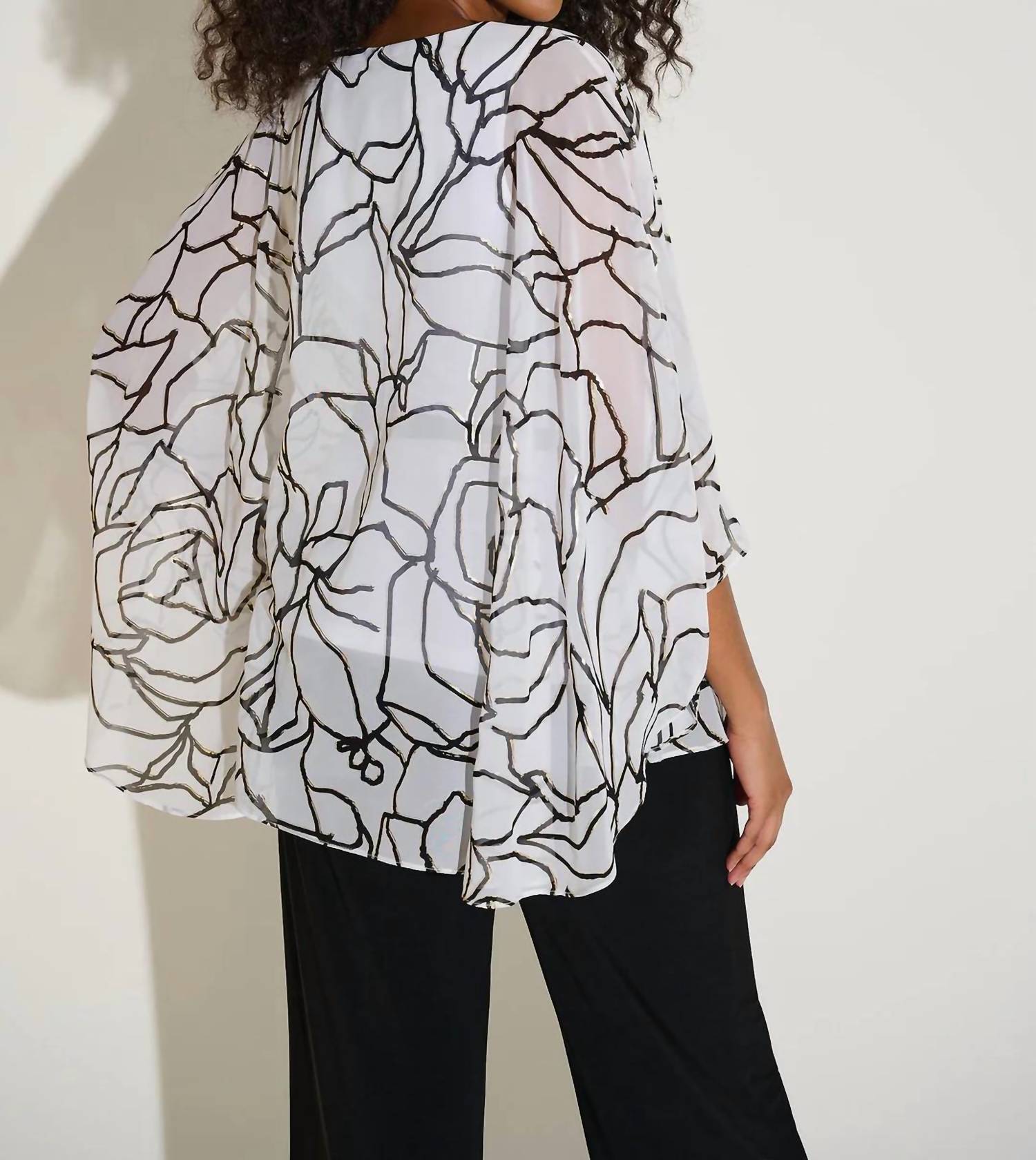 Joseph Ribkoff - Floral Print V-neck 3/4 Sleeves Poncho Top
