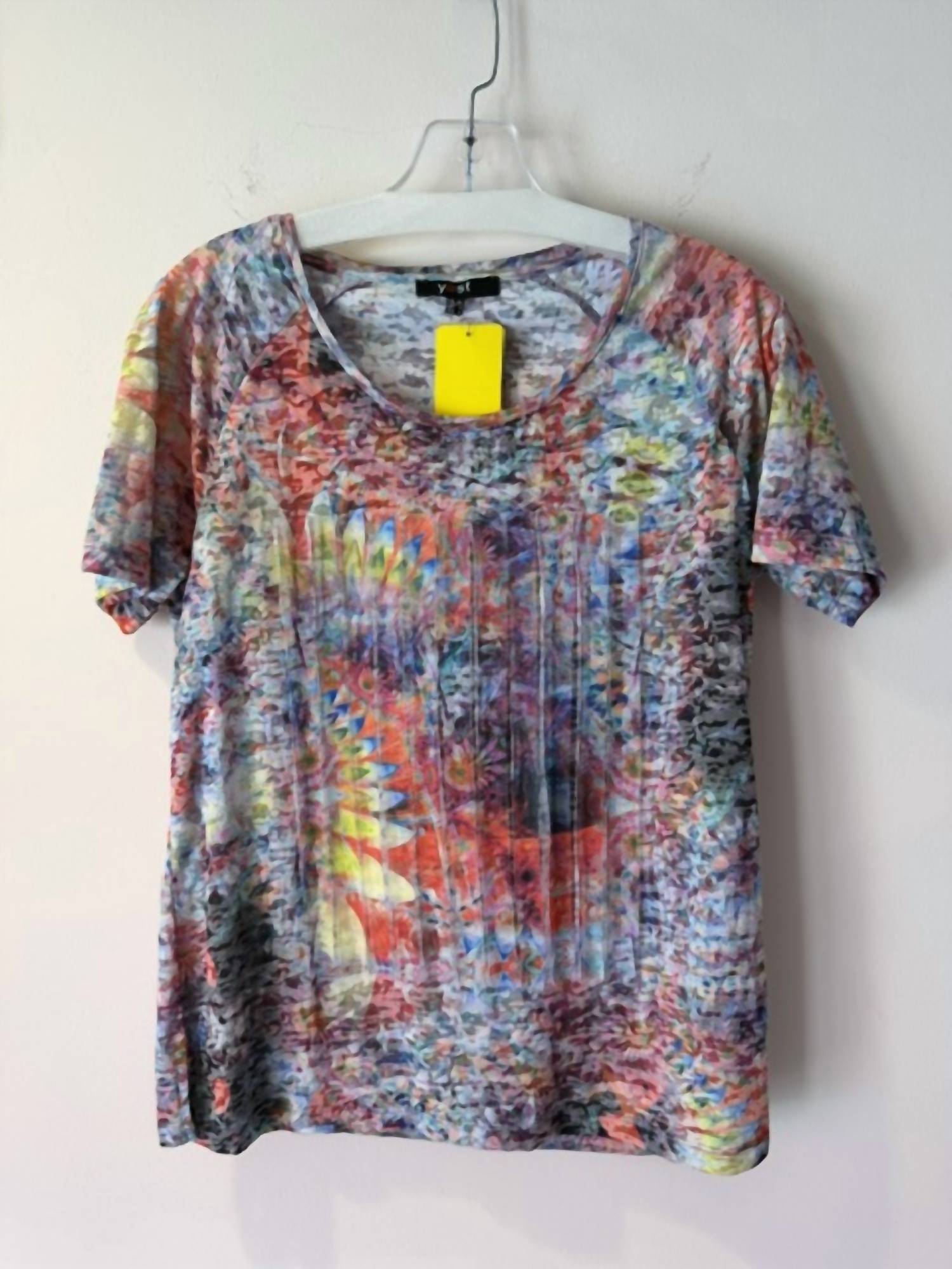 Yest - Women's Abstract Floral Tee