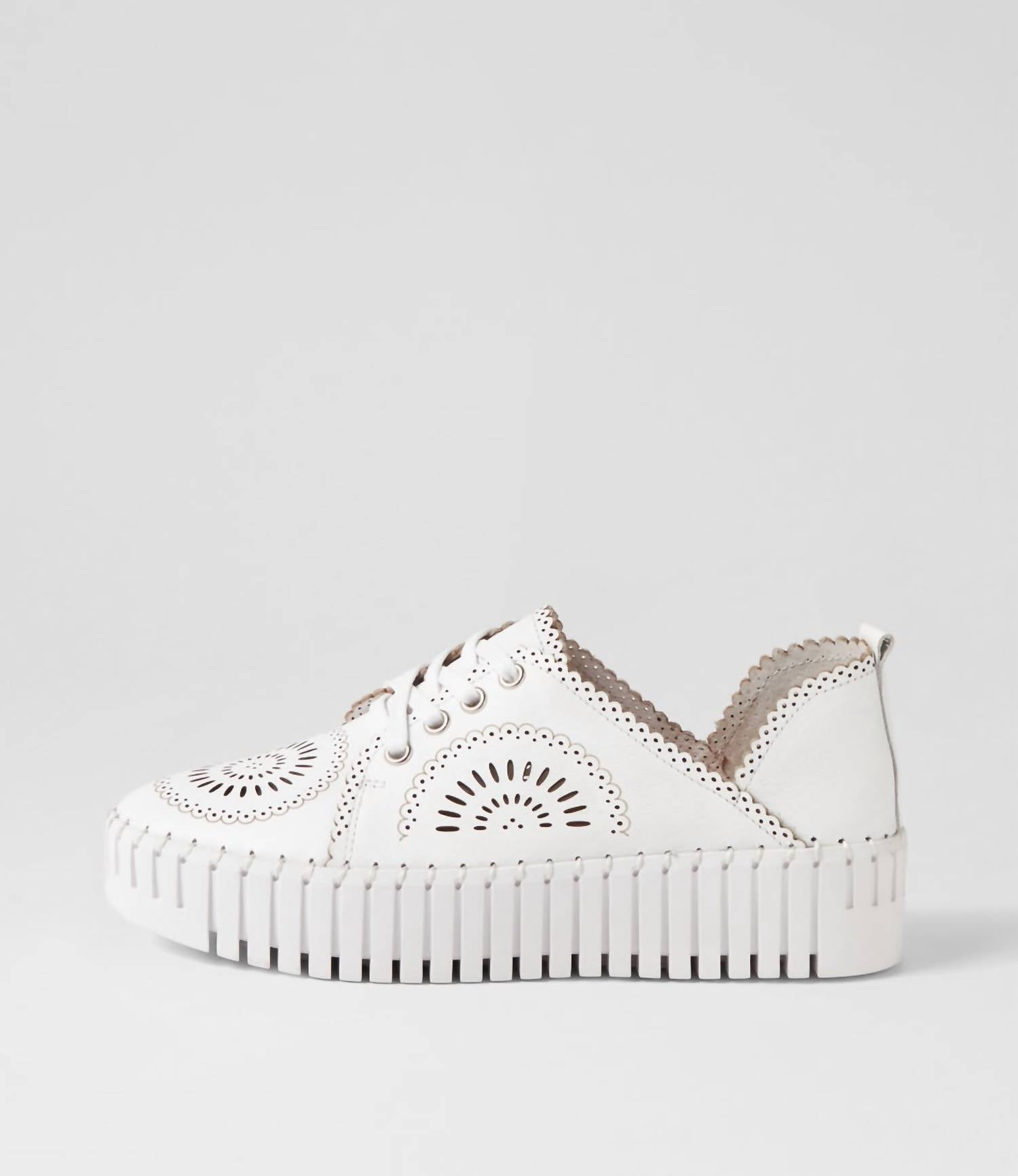 Django & Juliette - Women's Bafia Sneakers