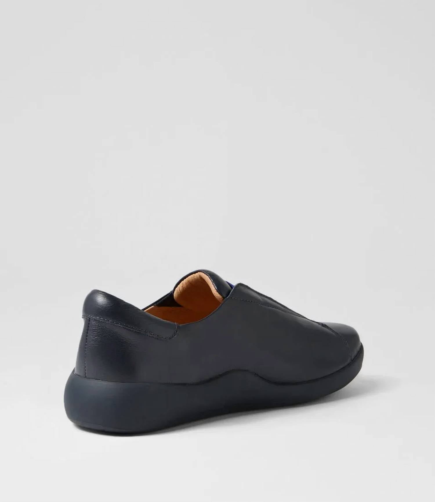 Ziera - Women's Yass Xw Flat Shoes