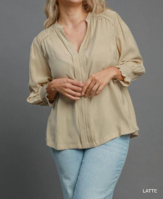 Umgee - Curvy Piper Split Neck Top