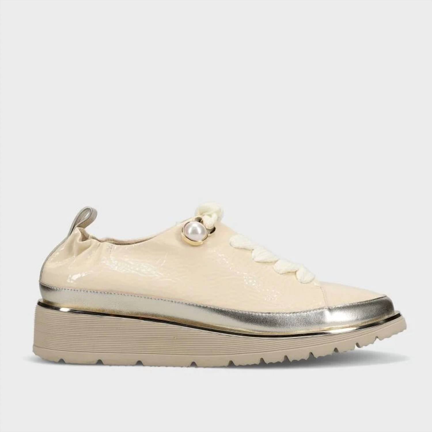 Vaneli - Women's Flash Sneaker