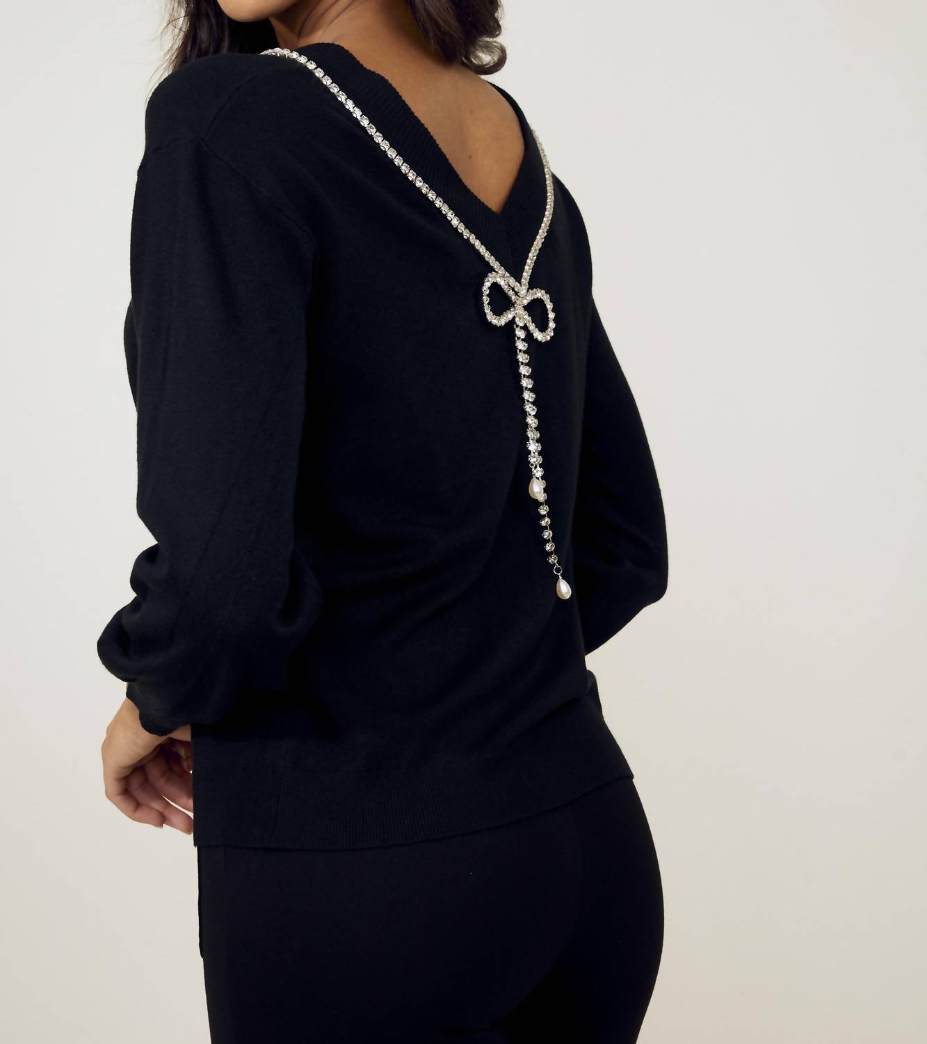 Frank Lyman - V-neck Jewel Embellished Sweater